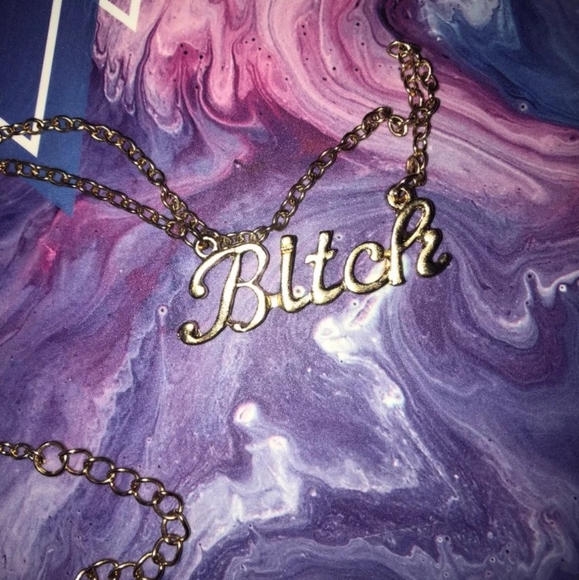 Gold Bitch Statement Chain - Picture 5 of 6